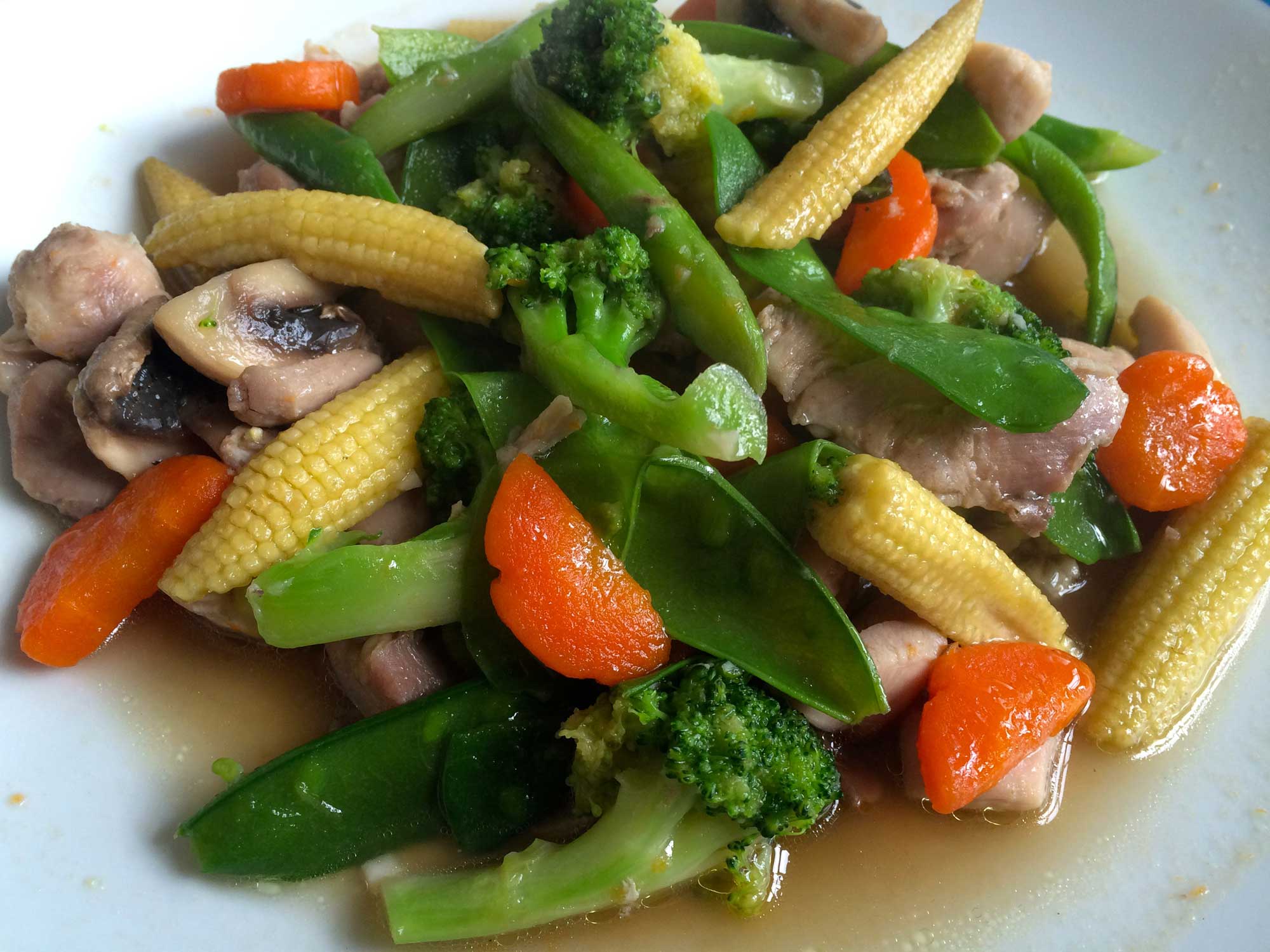 Thai Style Fried Chicken & Seasoned Vegetables.